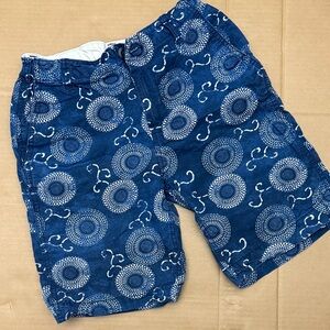 EUC GAP Kids Navy and Cream cotton Asian inspired print chino Shorts
